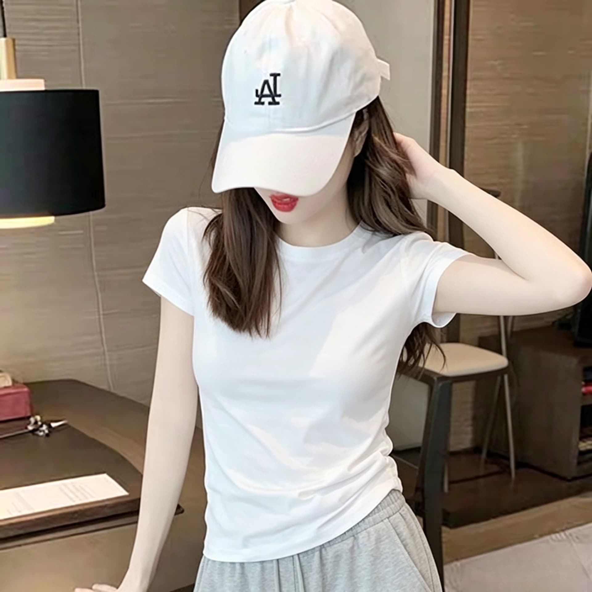 210 그램 92 면 8 암모니아 Lun 2026 여름 새로운 한국 스타일 반팔 티셔츠 여성 디자인 센스 이미지 2