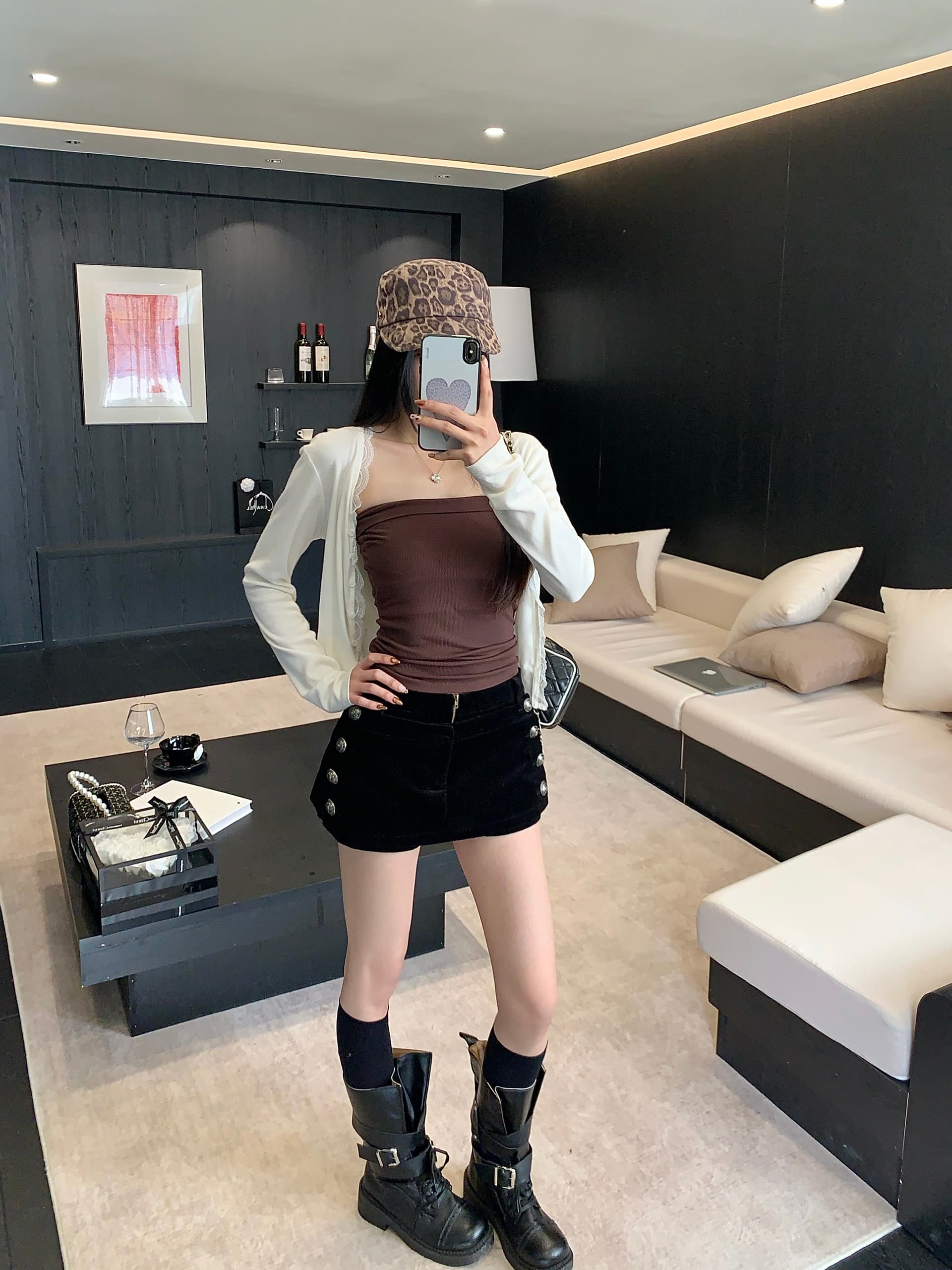 실사 레트로 핫걸 디자인 센스 탈착식 단추 카키 색 치마바지 코듀로이 타이트 스커트 한 마디 미니 스커트 여성 상세 이미지 19