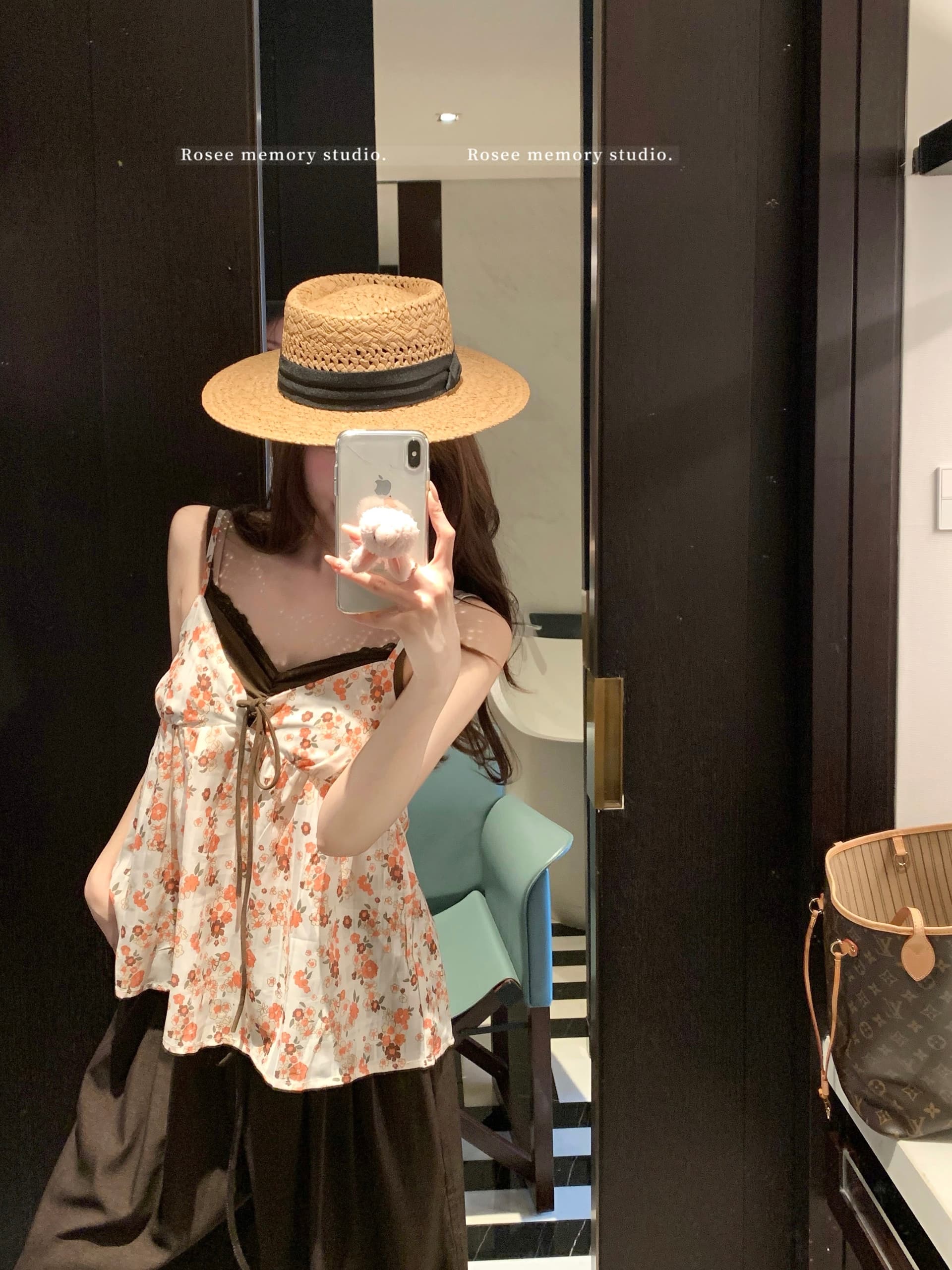 실사 페이크 레이어드 V넥 순수한 욕망 조끼 여성 달콤함 꽃무늬 배색 한 마디 작은 슬링 맨위 상세 이미지 15