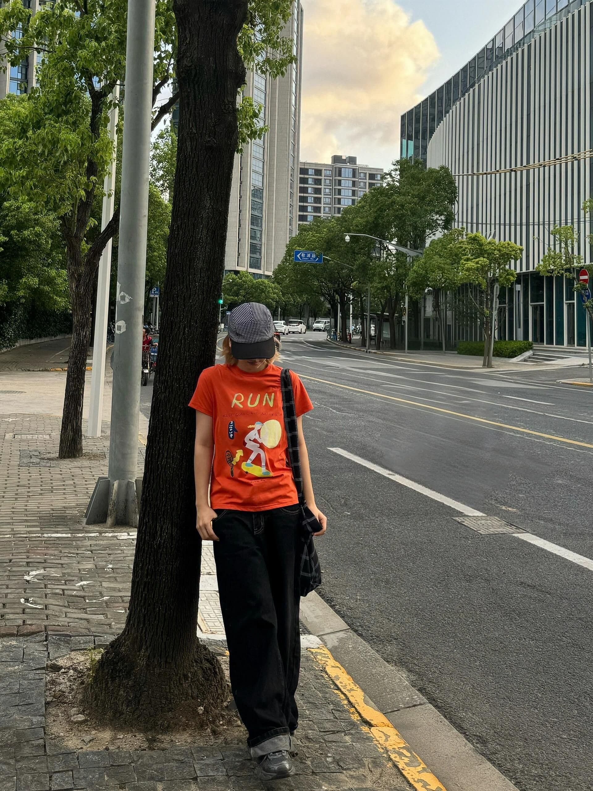 1 1 순면 일반 섹션 긍정적 인 어깨 반팔 높은 탄력성 새로운 여름 몸매 가꾸기 슬림해 보이는 외국 가스 맨위 상세 이미지 4