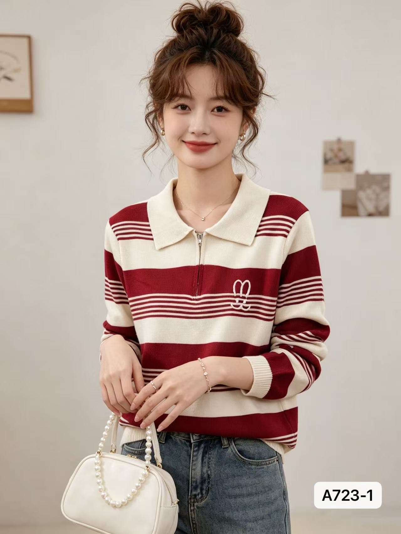 2026 년 가을 새로운 한국 스타일 배색 폴로 칼라 자수 하프 지퍼 배색 스트라이프 풀오버 길다 다용도 맨위 상세 이미지 2