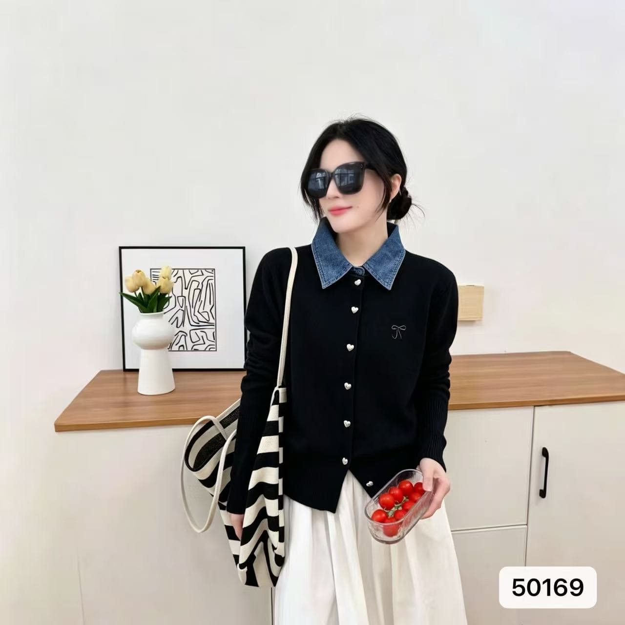 2026 년 가을 새로운 패션 폴로 칼라 데님 칼라 패치워크 페이크 레이어드 나비 매듭 자수 긴팔 카디건 코트 이미지 2