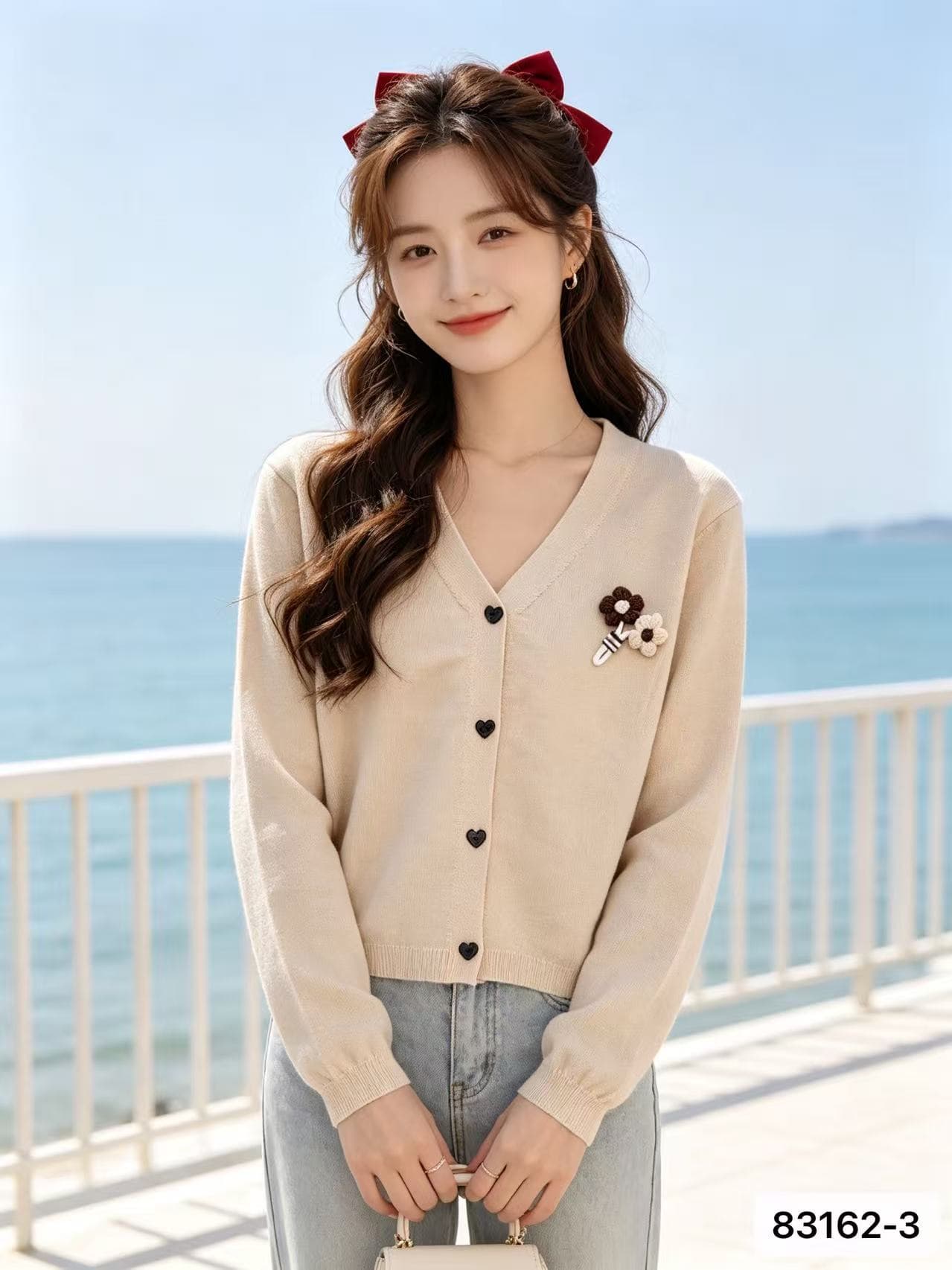 2026 가을 한국 스타일 새로운 배색 달콤함 연령 감소 V넥 3 차원 꽃 니트 긴 소매 오픈 가디건 외부 다용도 맨위 상세 이미지 3