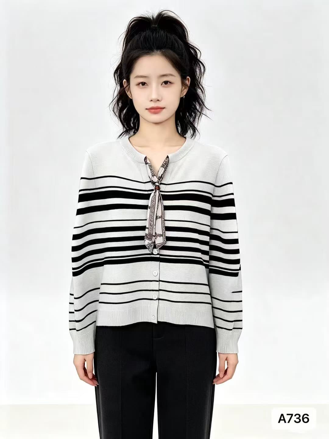 2026 년 가을 새로운 한국 스타일 패션 배색 라운드 넥 스카프 레이스업 배색 스트라이프 루즈핏 긴팔 오픈 가디건 상세 이미지 2