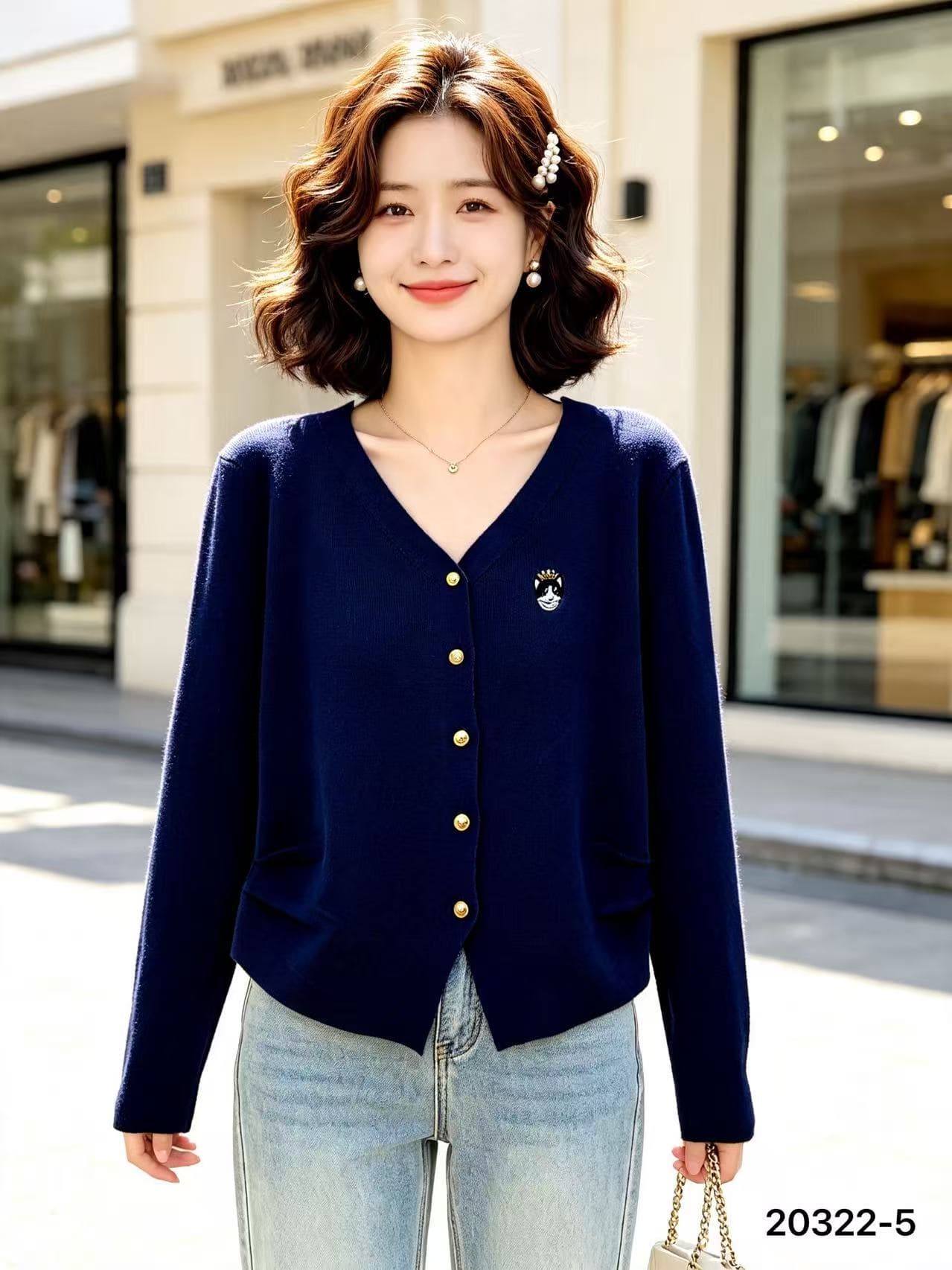 2026 년 가을 새로운 한국 스타일 배색 패션 V넥 자수 금속 버클 주름 허리 수축 슬림해 보이는 긴팔 오픈 가디건 상세 이미지 4