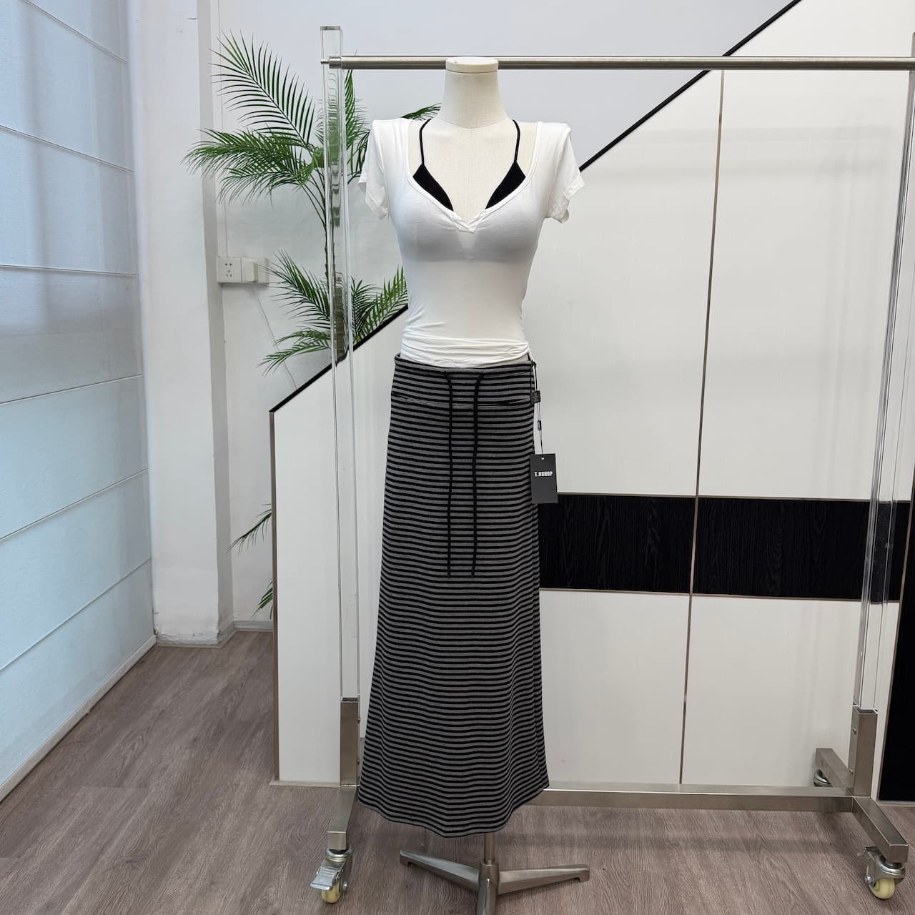 via del sol 핏 스타일 왕 복숭아 심장 고리 긍정적 인 어깨 반팔 티셔츠 여성 몸매 가꾸기 순수한 욕망 핫걸 슬림해 보이는 맨위 상세 이미지 2