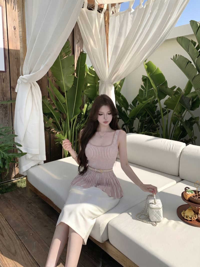 실사 정가 작은 예쁜 허리 u 칼라 홀로우 아웃 니트 조끼 여성 허리 수축 치마 맨위 벨트 포함 상세 이미지 6