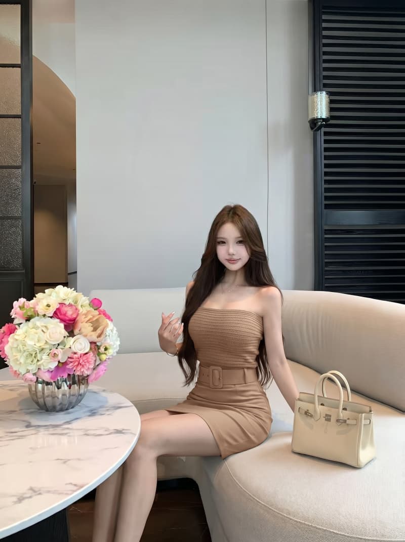 실사 정가 순수한 욕망 로얄 자매 바람 튜브탑 조끼 슬림해 보이는 맨위 여성 품격 하이웨이스트 타이트 스커트 반 스커트 투피스 세트 상세 이미지 2