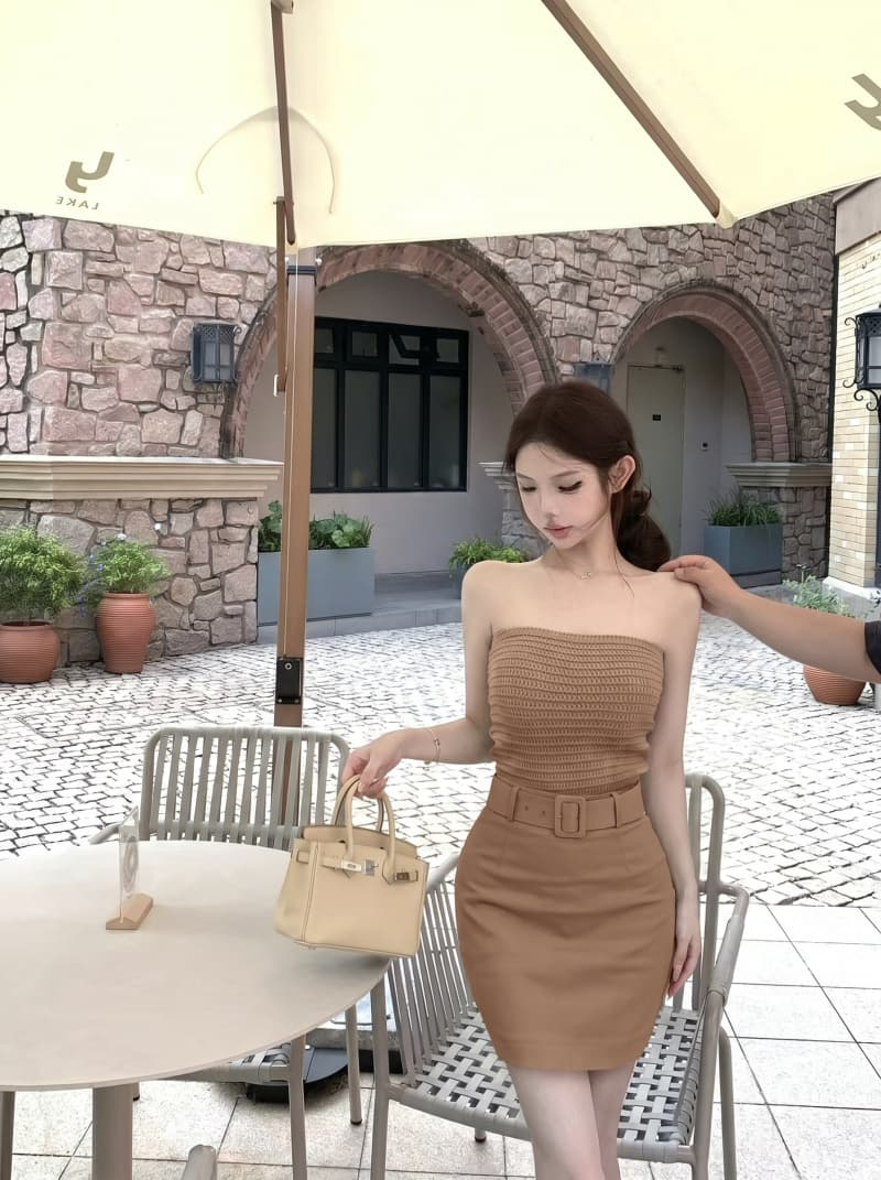 실사 정가 순수한 욕망 로얄 자매 바람 튜브탑 조끼 슬림해 보이는 맨위 여성 품격 하이웨이스트 타이트 스커트 반 스커트 투피스 세트 상세 이미지 6