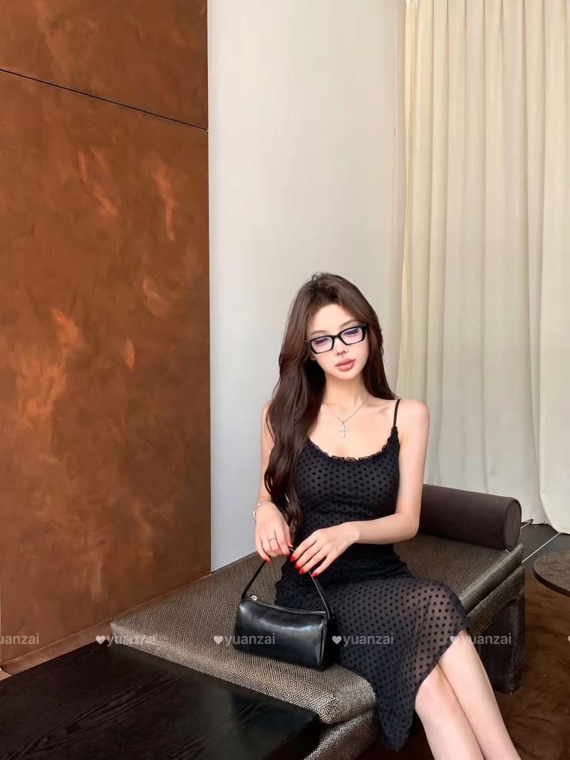 실사 정가 검정색 도트 무늬 캐미솔 스트레이트 반 스커트 여성 여름 가을 한국 스타일 품격 캐주얼 몸매 가꾸기 세트 상세 이미지 7