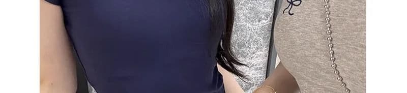 반팔 티셔츠 2026 여성 여름 한국 스타일 가시 자수 트렌디 몸매 가꾸기 쇼트 스타일 단색 긍정적 인 어깨 라운드 넥 맨위 상세 이미지 36