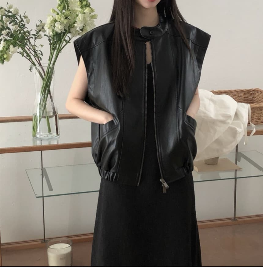 한국 동대문 가을 레트로 잘 생긴 라운드 넥 지퍼 민소매 PU 가죽 베스트 여성 코트 이미지 4