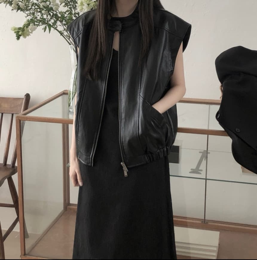 한국 동대문 가을 레트로 잘 생긴 라운드 넥 지퍼 민소매 PU 가죽 베스트 여성 코트 상세 이미지 2