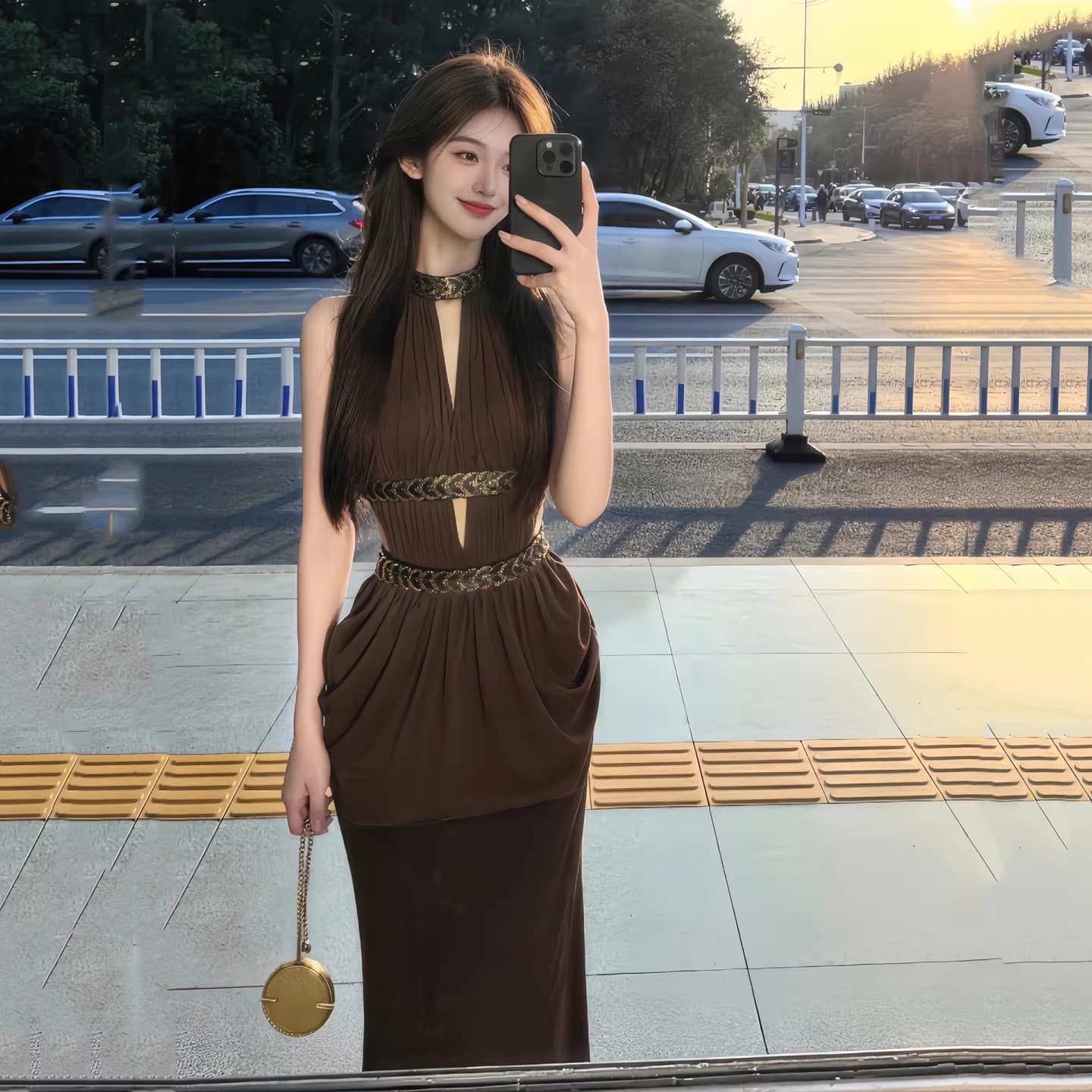 프랑스식 빛 럭셔리 휴가 바람 섹시함 행침 목 여성 드레스 여름 몸매 가꾸기 허리 수축 다이아몬드 세팅 홀로우 아웃 품격 예복 롱 스커트 상세 이미지 1