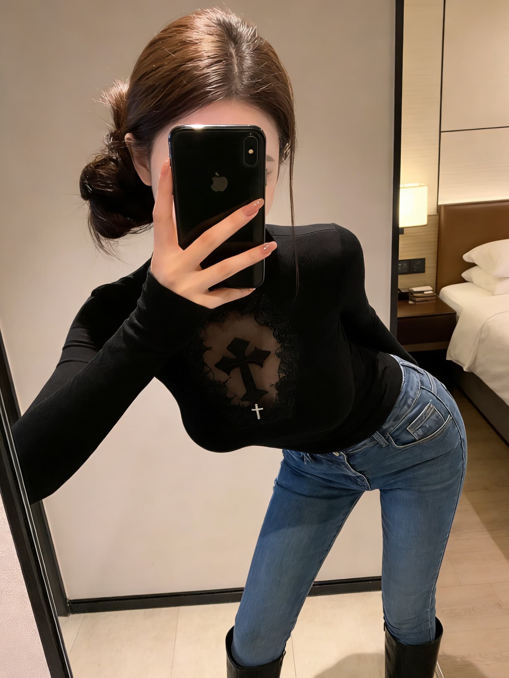 실사 검정색 터틀넥 다크 부서 패션 홀로우 아웃 십자가 몸매 가꾸기 긴팔 맨위 t 핫걸 셔츠 여성 의류 상세 이미지 12