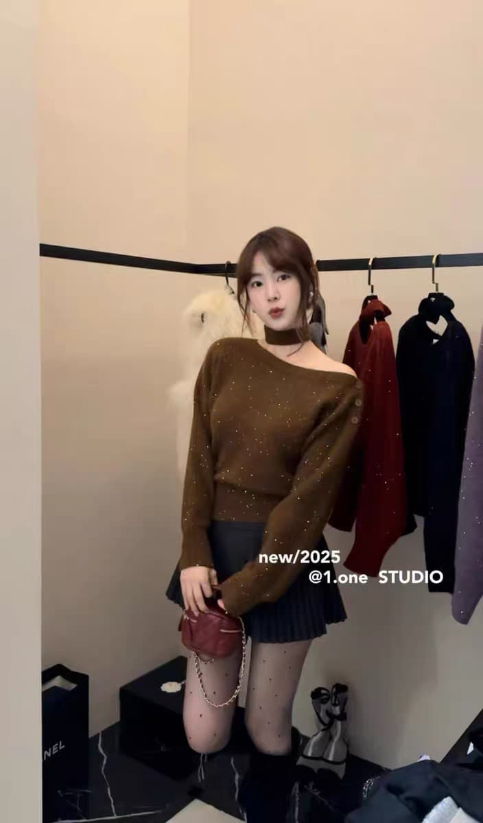 한 부서 분위기 센스 비스듬한 어깨 좋은 플래시 스팽글 니트 스웨터 여성 가을 겨울 플러스 두껍고 부드러운 찹쌀 허리 수축 스웨터 경기 목도리 이미지 4