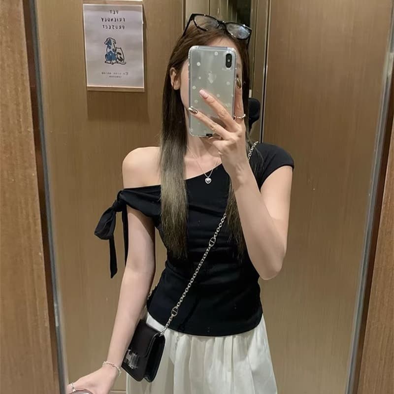 사람들 면 순수한 욕망 바람 나비 넥타이 비스듬한 어깨 단색 여성 의류 봄 레트로 Chic 몸매 가꾸기 쇼트 스타일 오프숄더 맨위 이미지 2