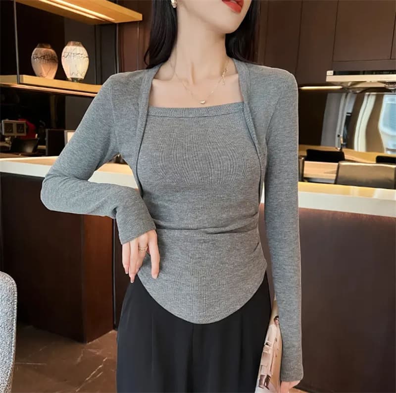 새로운 패션 요 플러시 광장 칼라 이슬 쇄골 주름 긴팔 페이크 레이어드 몸매 가꾸기 티셔츠 봄 연삭 털 맨위 여성 상세 이미지 25