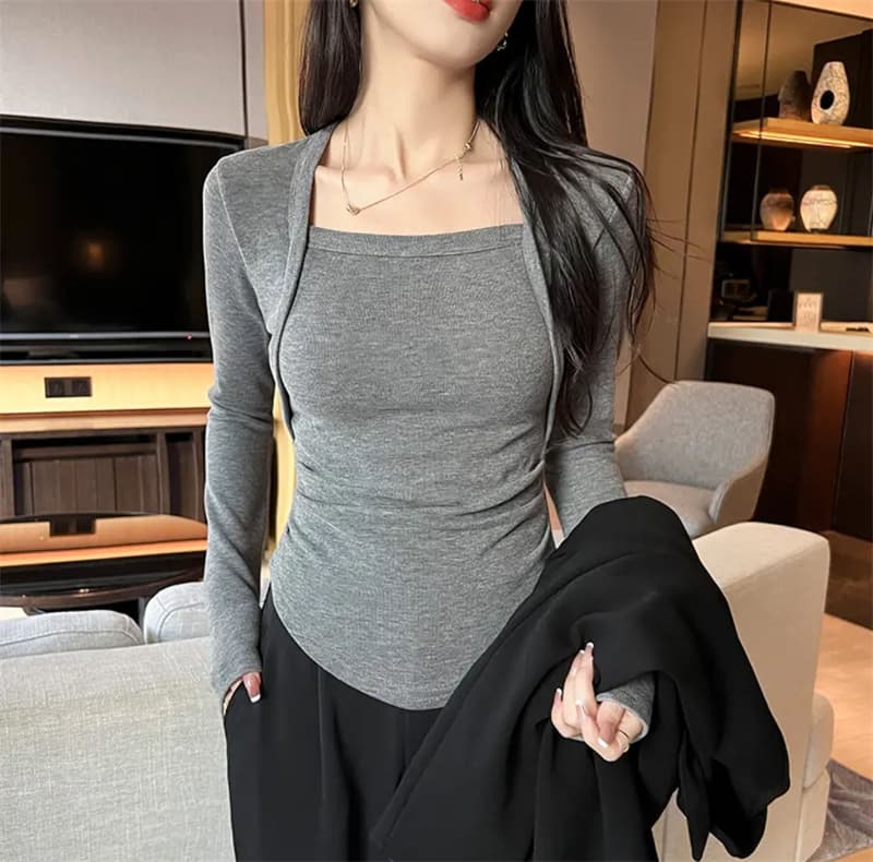 새로운 패션 요 플러시 광장 칼라 이슬 쇄골 주름 긴팔 페이크 레이어드 몸매 가꾸기 티셔츠 봄 연삭 털 맨위 여성 상세 이미지 26