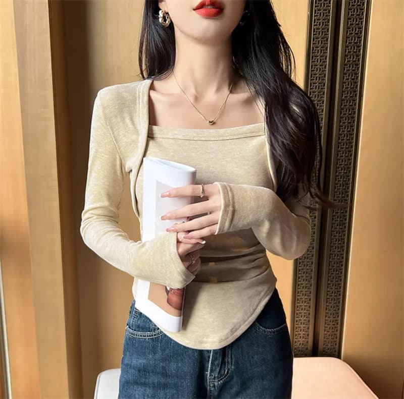 새로운 패션 요 플러시 광장 칼라 이슬 쇄골 주름 긴팔 페이크 레이어드 몸매 가꾸기 티셔츠 봄 연삭 털 맨위 여성 상세 이미지 34
