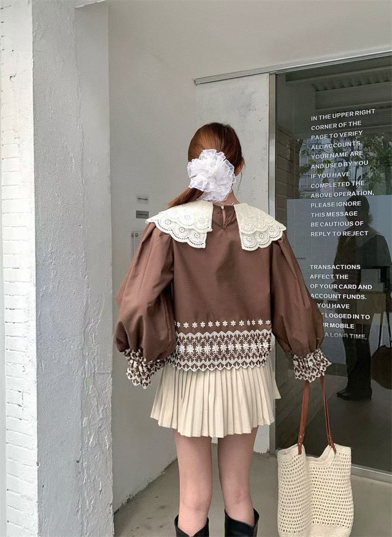 한국 동대문 봄 레트로 자수 레이스 궁정 품격 이중층 레이스 베이비 칼라 나팔 소매 셔츠 여성 상세 이미지 9