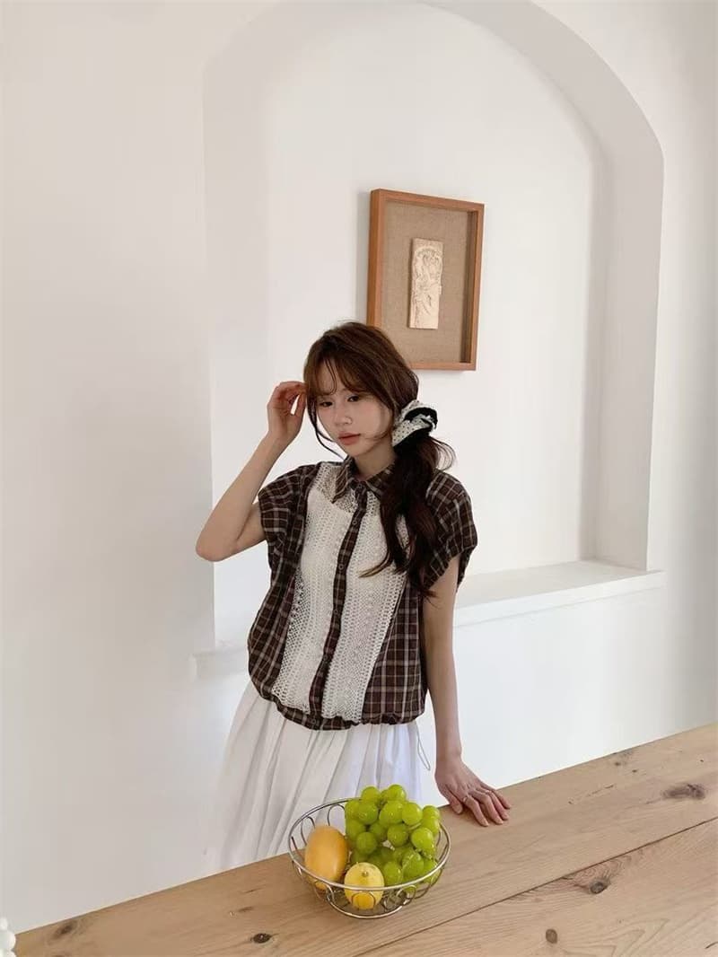 실사 패치워크 레트로 체크무늬 여성 셔츠 2026 여름 패션 작은 대중 디자인 센스 홀로우 아웃 통기성 티셔츠 맨위 상세 이미지 12