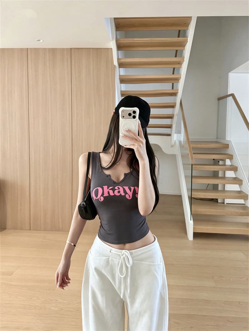 패션 알파벳 프린트 벨트 가슴 패드 캐미솔 여성 의류 여름 새로운 핫걸 다용도 민소매 쇼트 스타일 맨위 상세 이미지 38