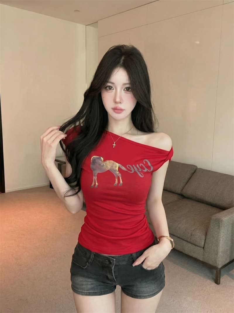 여름 레트로 작은 말 프린트 오프숄더 작은 대중 슬림해 보이는 나만의 것을 가져와 라. 가슴 패드 캐주얼 달콤한 차가운 반팔 티셔츠 핫걸 맨위 상세 이미지 29