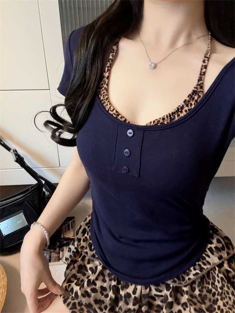 아메리칸 레오파드 무늬 패치워크 행침 목 페이크 레이어드 반팔 티셔츠 여성 벨트 가슴 패드 핫걸 몸매 가꾸기 조끼 여름 단추 맨위 상세 이미지 35