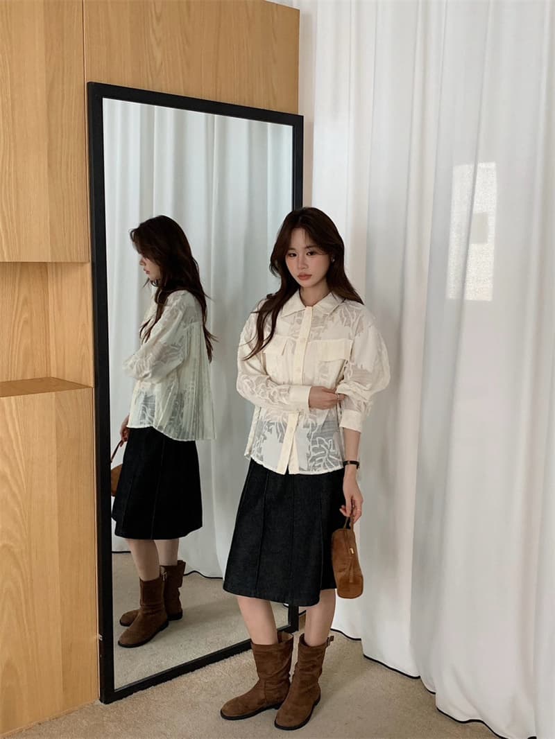 한국 동대문 조기 가을 의상 새로운 폴로 칼라 레이스 조각 다중 레이어 프릴 레이스업 긴팔 진주 버클 셔츠 상세 이미지 5