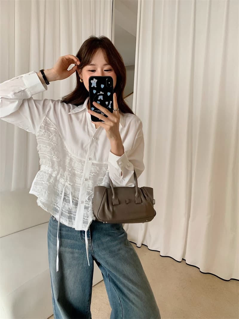 한국 동대문 조기 가을 의상 새로운 폴로 칼라 레이스 조각 다중 레이어 프릴 레이스업 긴팔 진주 버클 셔츠 상세 이미지 20