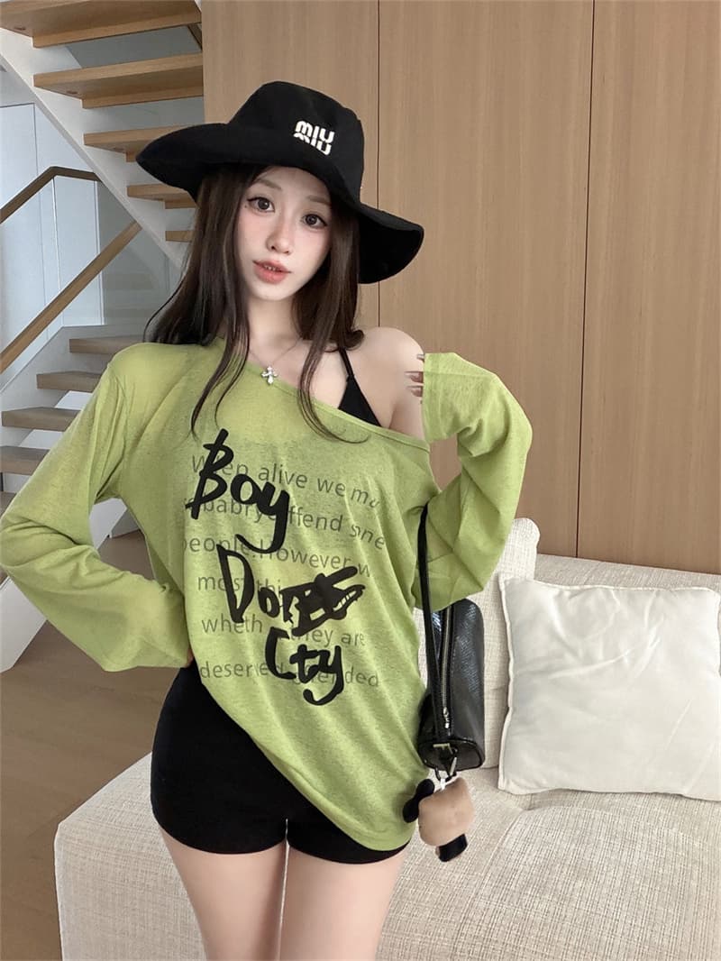 실사 정가 감소되지 않음 패션 알파벳 프린트 마이크로 ~을 통해 긴팔 티셔츠 오프숄더 루즈핏 느긋한 바람 얇은 스타일 태양 보호 셔츠 상세 이미지 13