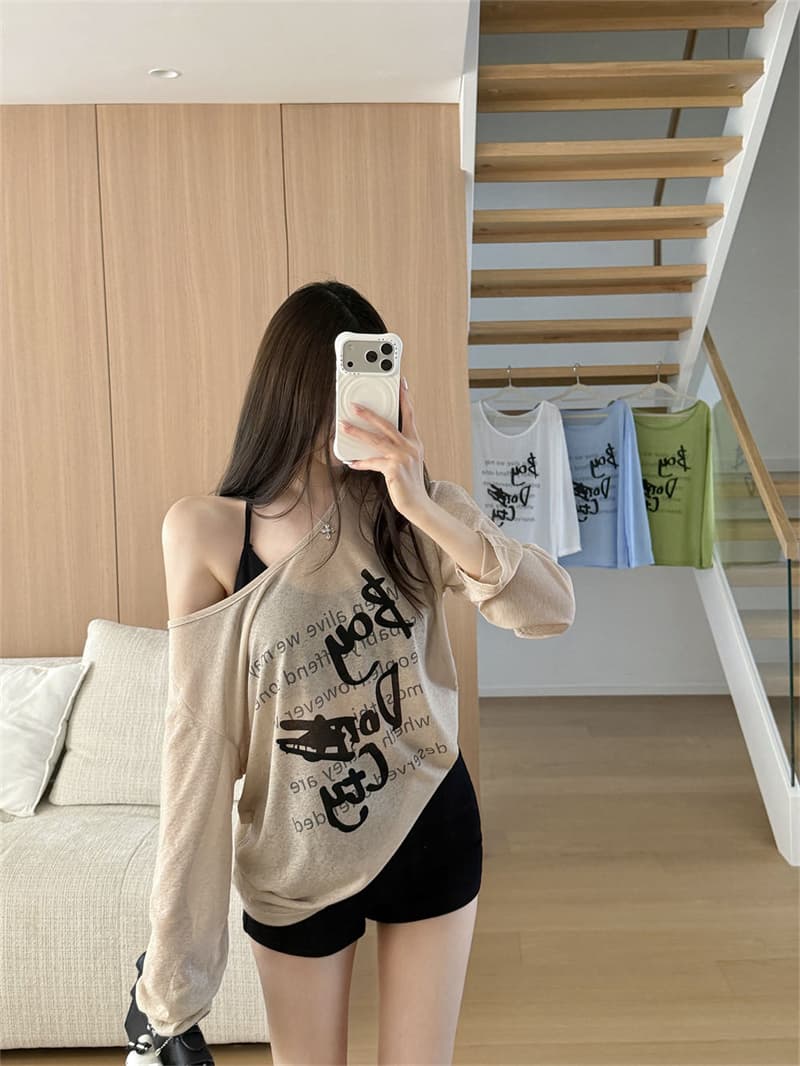 실사 정가 감소되지 않음 패션 알파벳 프린트 마이크로 ~을 통해 긴팔 티셔츠 오프숄더 루즈핏 느긋한 바람 얇은 스타일 태양 보호 셔츠 상세 이미지 20