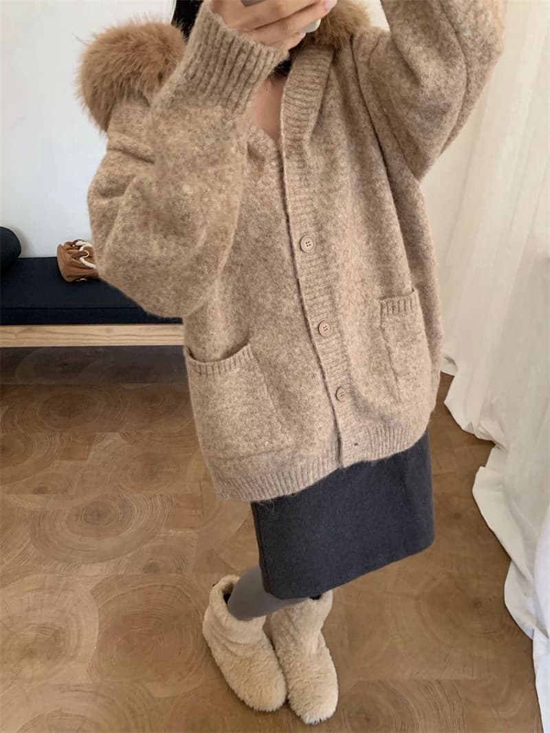 실사 한 부서 패션 디자인 센스 후드 모피 칼라 부드러운 플러시 스웨터 오픈 가디건 가을 겨울 와이드 부드러운 찹쌀 스웨터 코트 상세 이미지 5