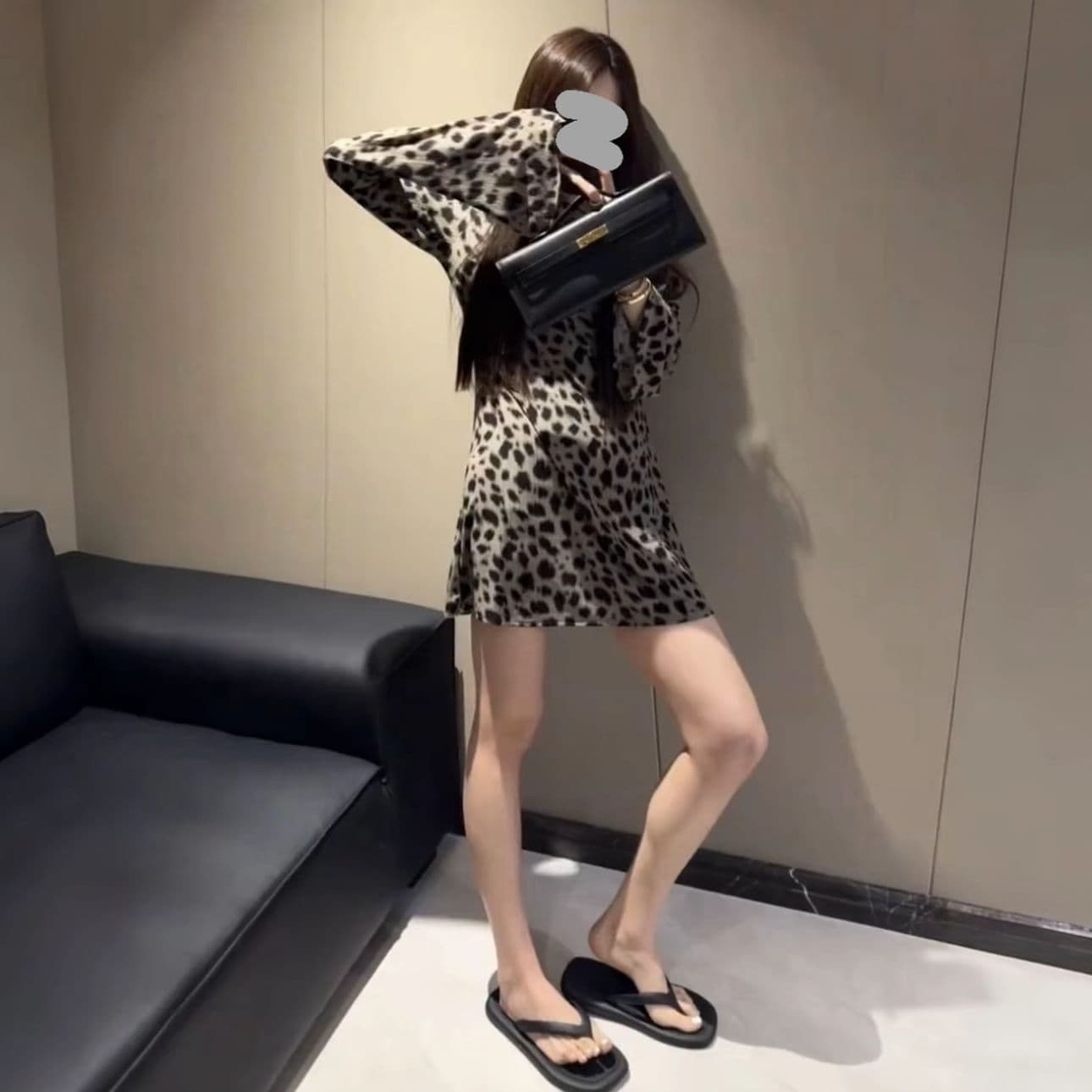 출산 착용 이른 가을 2026 새로운 한국 스타일 패션 레오파드 무늬 프린트 디자인 핫걸 몸매 가꾸기 긴팔 드레스 상세 이미지 4