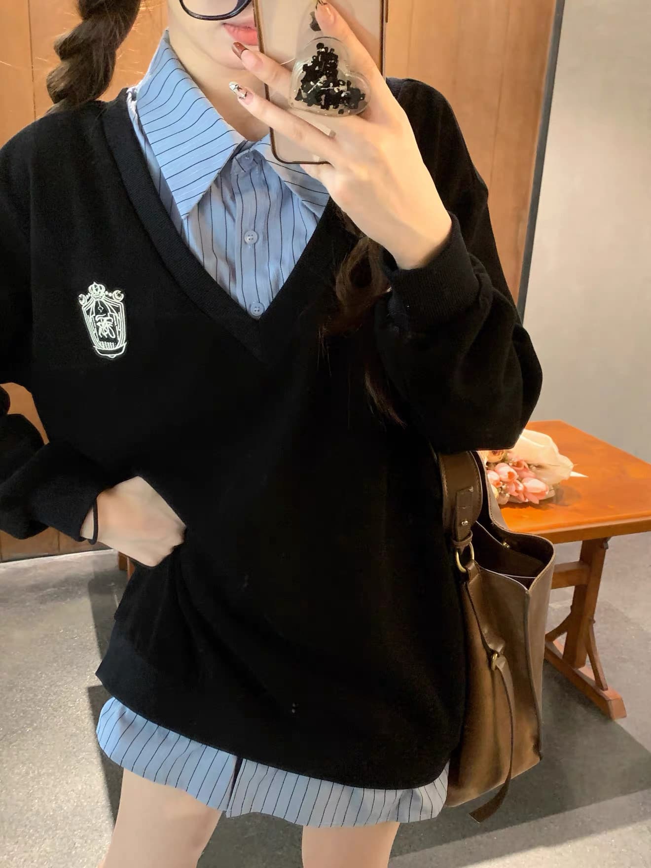 실사 지금 출산 착용 가을 새로운 페이크 레이어드 디자인 센스 셔츠 한 부서 학원 스타일 표지 고기 후드티 치마 상세 이미지 9
