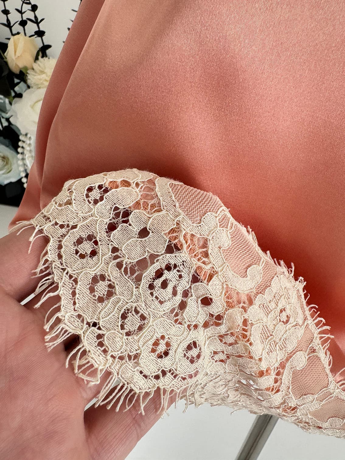 wuu2sweet 우 너무 달콤한 프랑스식 새틴 레이스 조각 반신 스커트 여성 여름 디자인 센스 한 마디 타이트 스커트 미니 스커트 상세 이미지 9