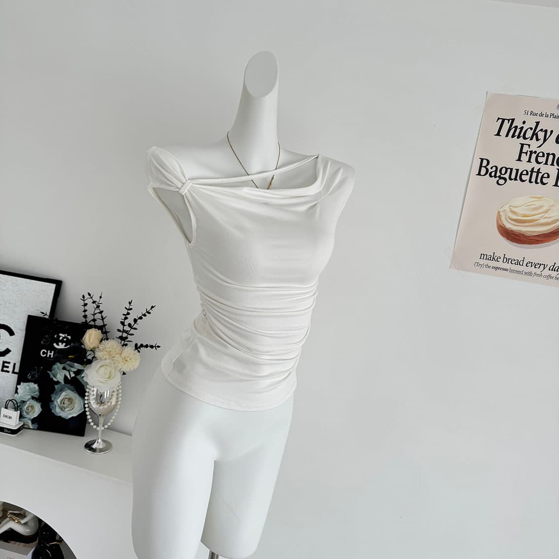 jmshop 심장 마비 커브 비스듬한 어깨 칼라 깨진 Pleat 허리 수축 트임 반팔 티셔츠 여름 몸매 가꾸기 다용도 상세 이미지 17