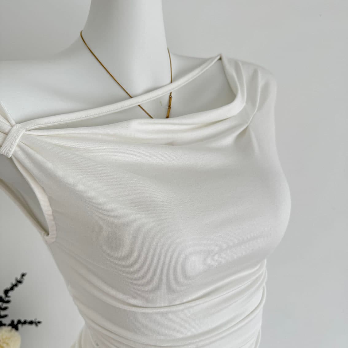jmshop 심장 마비 커브 비스듬한 어깨 칼라 깨진 Pleat 허리 수축 트임 반팔 티셔츠 여름 몸매 가꾸기 다용도 상세 이미지 18
