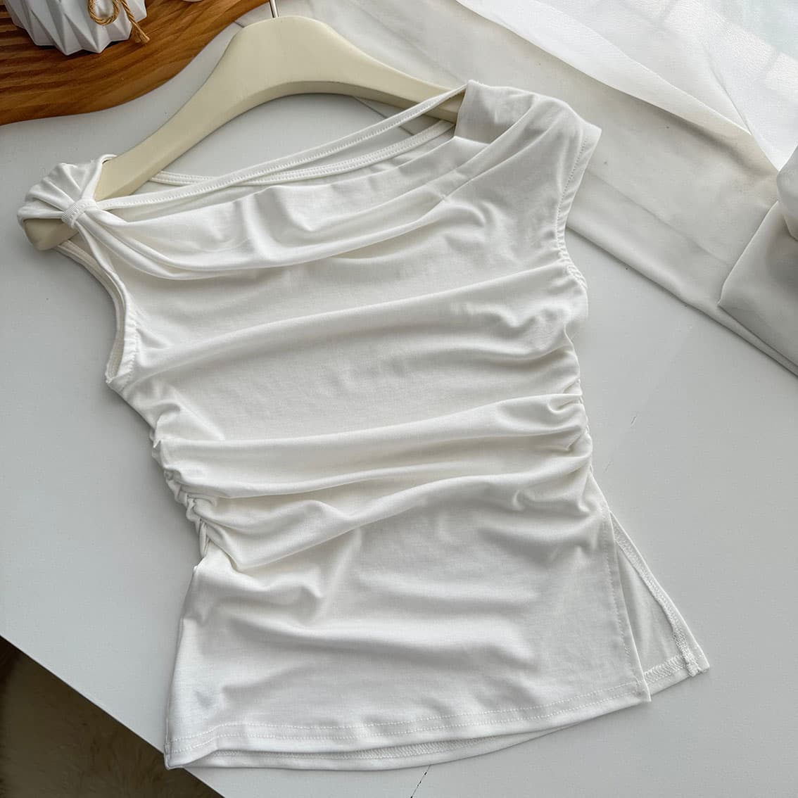 jmshop 심장 마비 커브 비스듬한 어깨 칼라 깨진 Pleat 허리 수축 트임 반팔 티셔츠 여름 몸매 가꾸기 다용도 상세 이미지 20