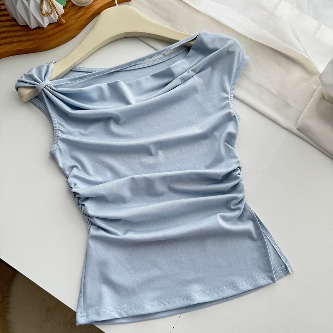 jmshop 심장 마비 커브 비스듬한 어깨 칼라 깨진 Pleat 허리 수축 트임 반팔 티셔츠 여름 몸매 가꾸기 다용도 상세 이미지 27