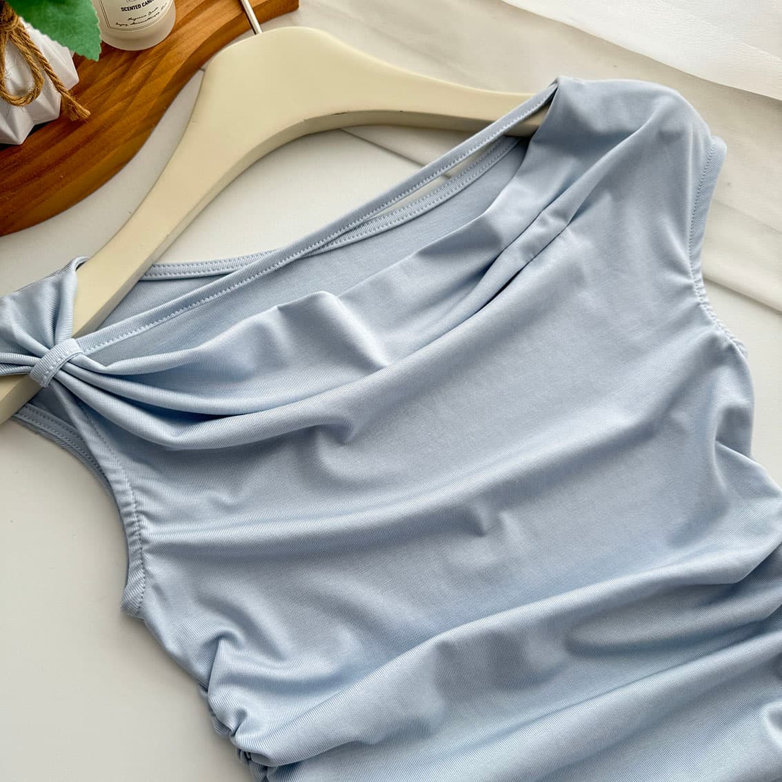 jmshop 심장 마비 커브 비스듬한 어깨 칼라 깨진 Pleat 허리 수축 트임 반팔 티셔츠 여름 몸매 가꾸기 다용도 상세 이미지 28