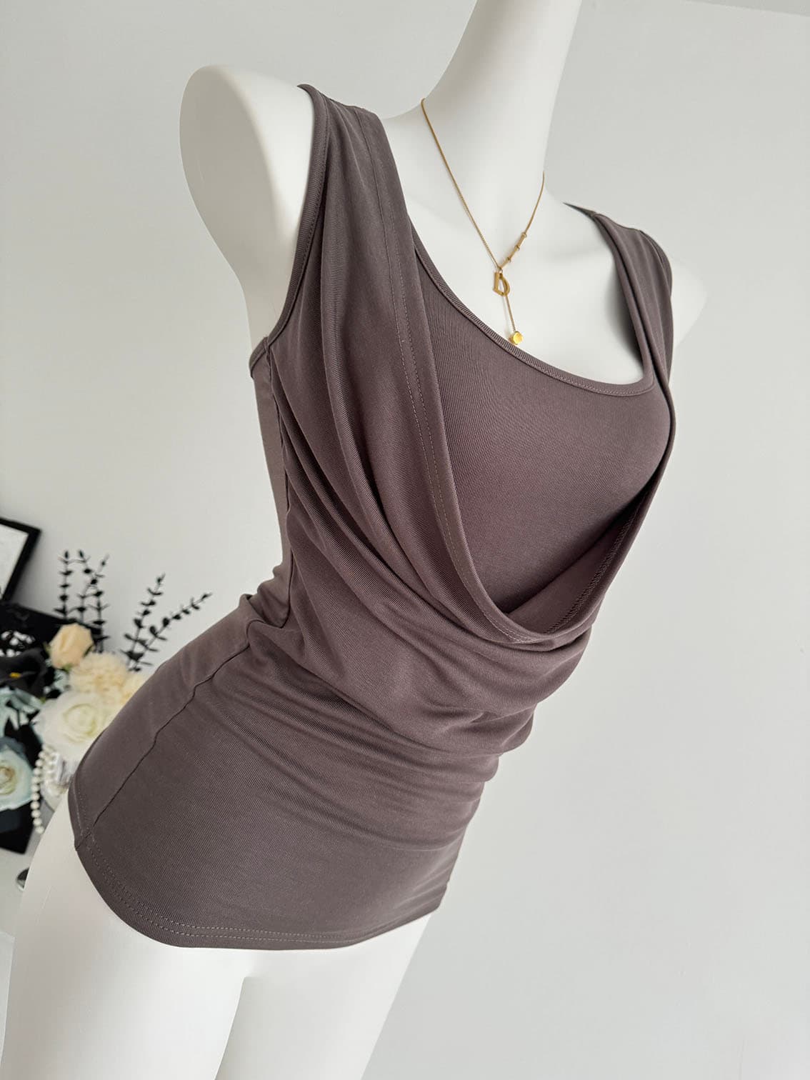 yolo shop 차가운 센스 라이 경기 서울 페이크 레이어드 흔들다 칼라 비틀림 디자인 슬립 여성 다용도 품격 조끼 맨위 상세 이미지 6