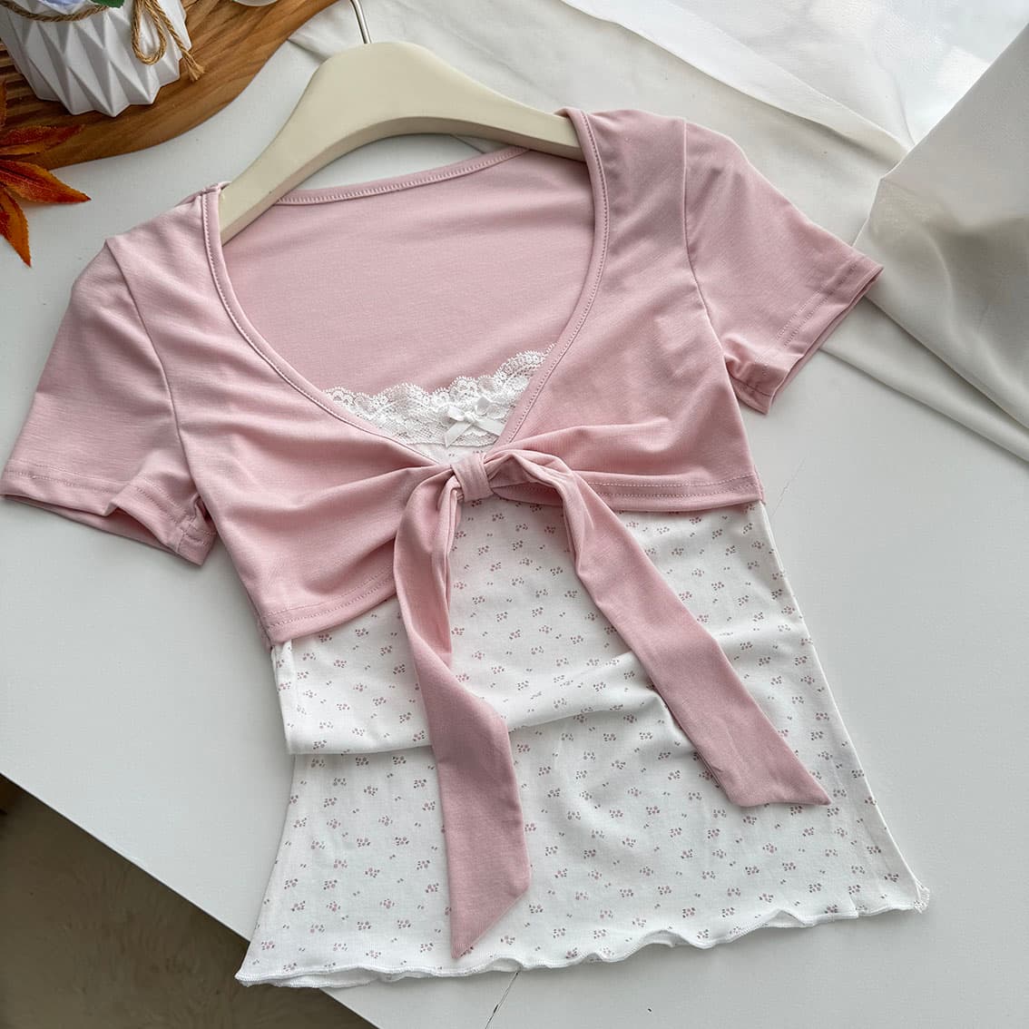 callmeear 배색 나비 매듭 티셔츠 패치워크 디자인 센스 페이크 레이어드 u 칼라 반팔 맨위 여성 여름 상세 이미지 11