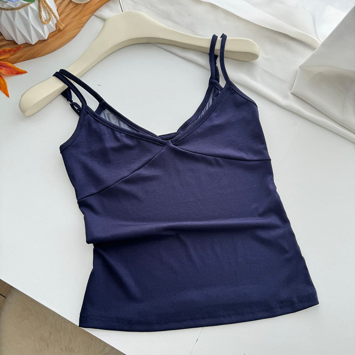 낭만주의 초기 만남 아메리칸 핫걸 순수한 욕망 슬림해 보이는 민소매 맨위 여성 여름 디자인 센스 페이크 레이어드 캐미솔 상세 이미지 9