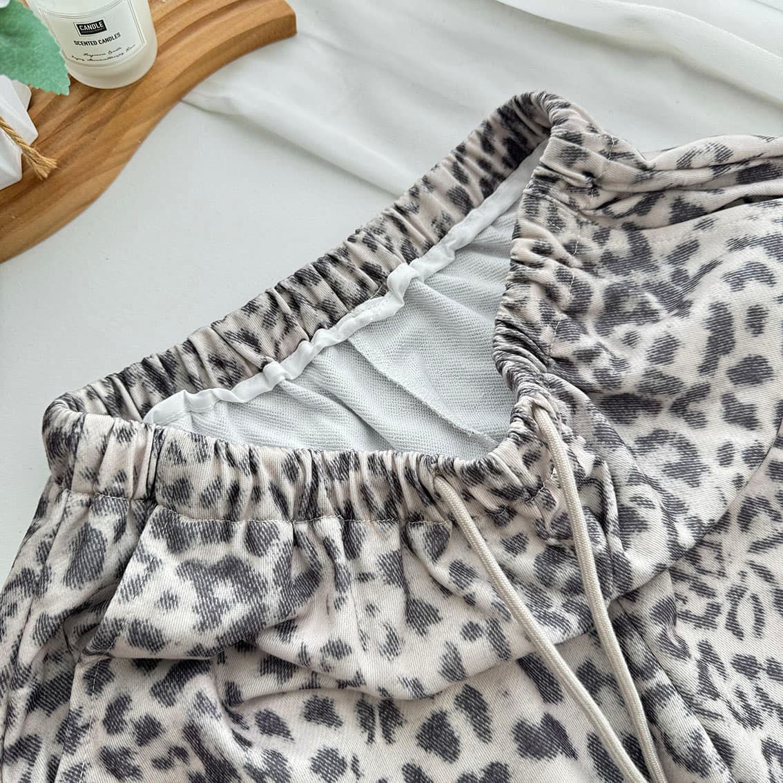 yolo shop 안개 센스 레오파드 무늬 프린트 캐주얼 루즈핏 와이드 레깅스 바지 여름 높음 그램 무거운 스트레이트 운동 긴 바지 상세 이미지 18