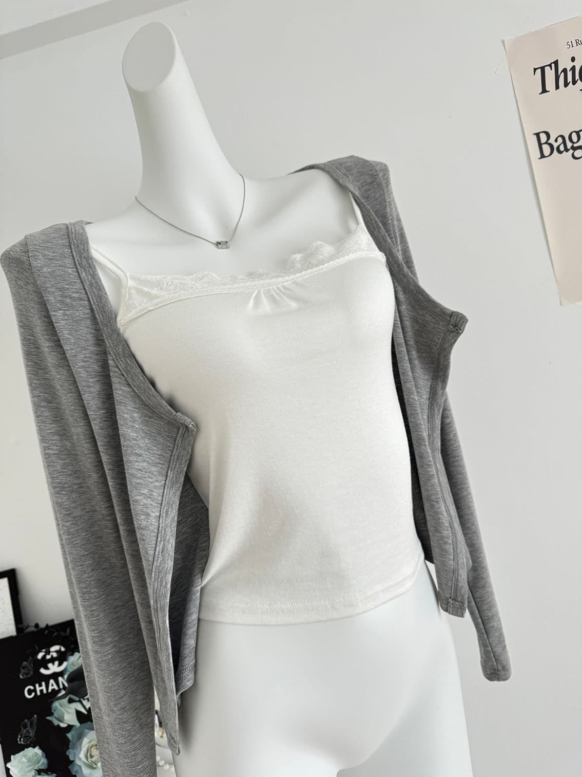 doudou 여드름 페이크 레이어드 긴팔 티셔츠 여성 조기 가을 새로운 한 부서 chic 착용 가져 가라. 디자인 센스 쇼트 스타일 맨위 상세 이미지 9