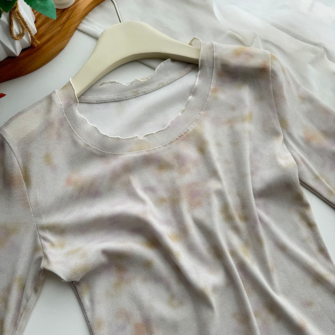 감사합니다. 아니요 고기 프릴 라운드 넥 홀치기 염색 꽃무늬 사실 두 조각 긴팔 티셔츠 여성 가을 캐주얼 슬림해 보이는 패션 맨위 상세 이미지 11