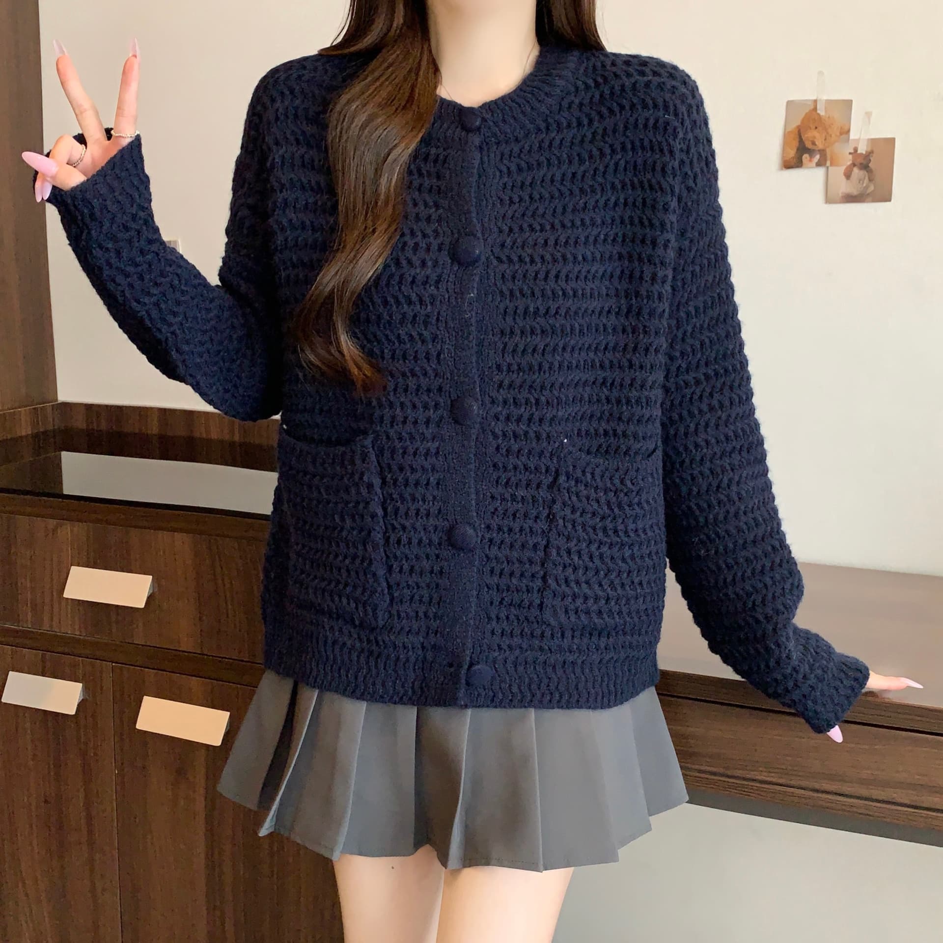 한 부서 부드러운 느긋한 바람 두꺼운 바늘 싱글 줄 버튼 니트 스웨터 새로운 분위기 센스 다용도 슬림해 보이는 스웨터 트렌디 섹션 재킷 이미지 4