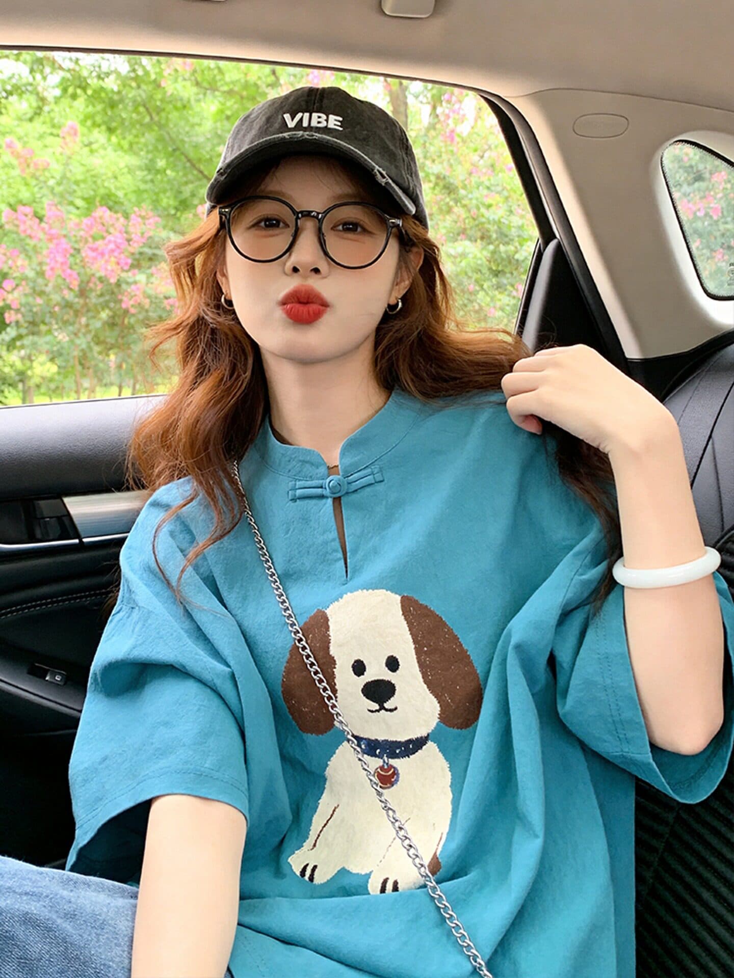 국풍 여성 의류 2026 새로운 파란색 강아지 프린트 면 린넨 반팔 티셔츠 영 에디션 새로운 중식 단추 맨위 이미지 2